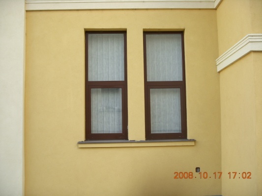 gondos-szalagfuggonyok-370