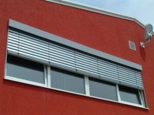 gondos-zsaluziak-339