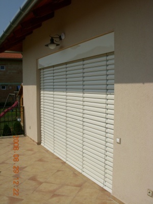 gondos-zsaluziak-365